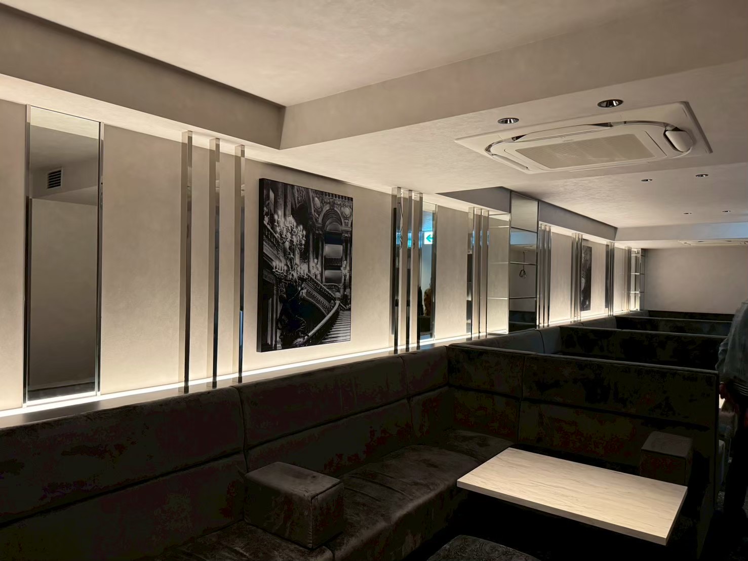 山下建築株式会社